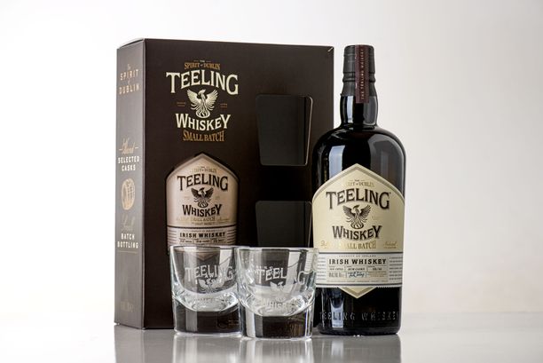 TEELING SMALL BATCH IRISH WHISKEY s 2 pohármi s logom